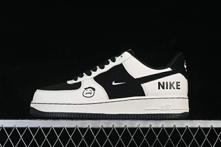 Picture of Air Force 1 _SKUfw22429793280340577fw